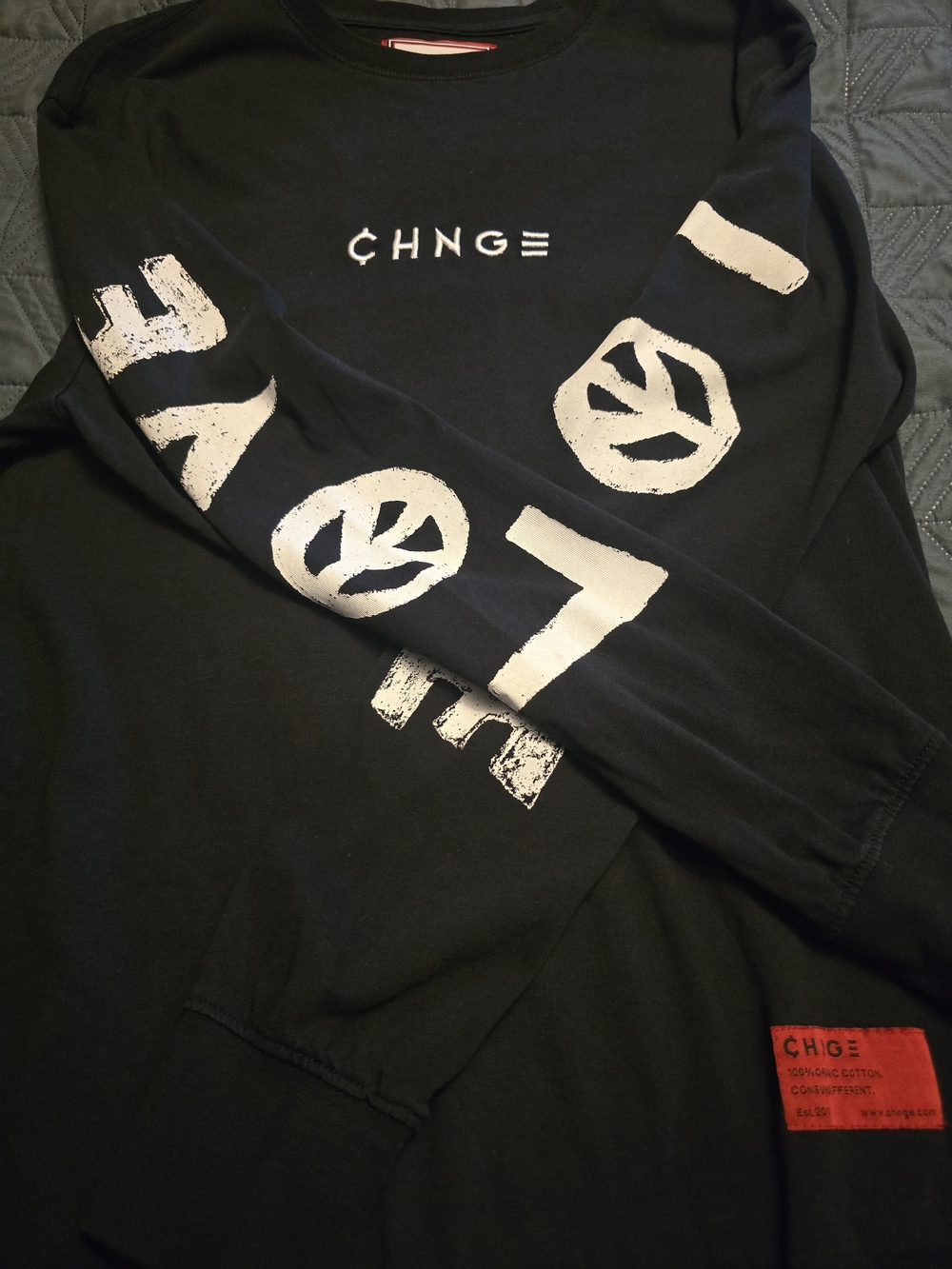 CHNGE Black Long Sleeve Embroidered Tee with White Print SZ M